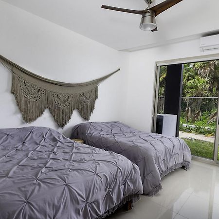 Angelina 28 Beachfront And Family Apartments - Modern And Relaxing Long Stays - 20 Min From Cancun Airport Пуерто Морелос Екстериор снимка