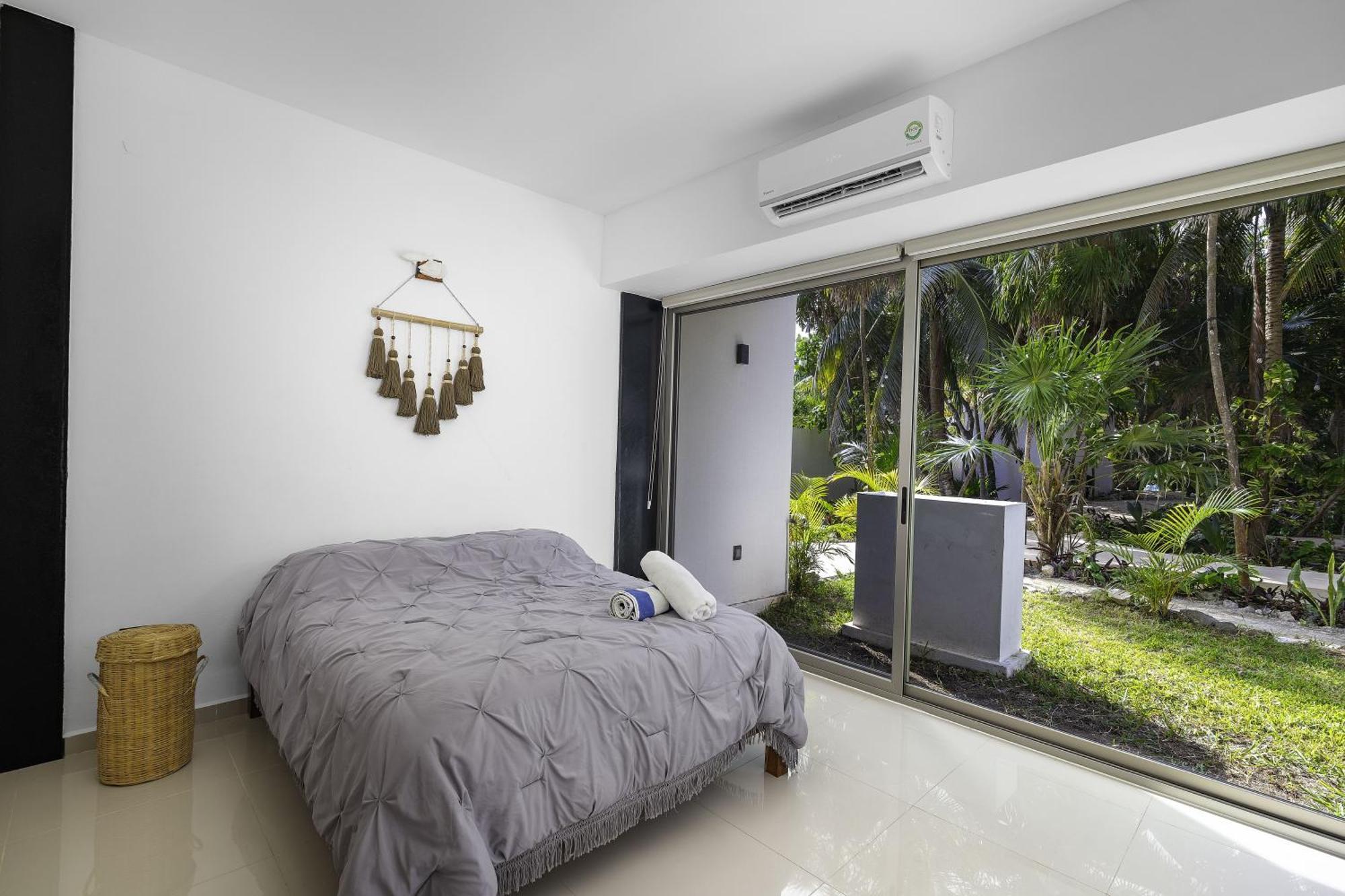 Angelina 28 Beachfront And Family Apartments - Modern And Relaxing Long Stays - 20 Min From Cancun Airport Пуерто Морелос Екстериор снимка
